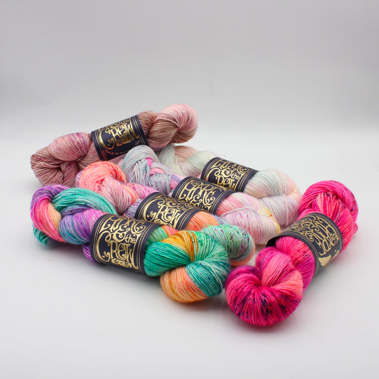 Kakebuton Sock Singles - The Hare & The Crow