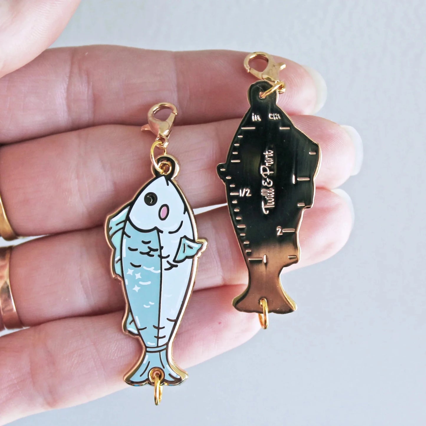 Progress Tab Keeper de Twill & Print modèle Fishy Blue