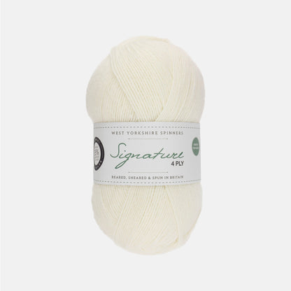 Pelote de Signature 4ply de West Yorkshire Spinners (WYS) coloris 011 Marshmallow